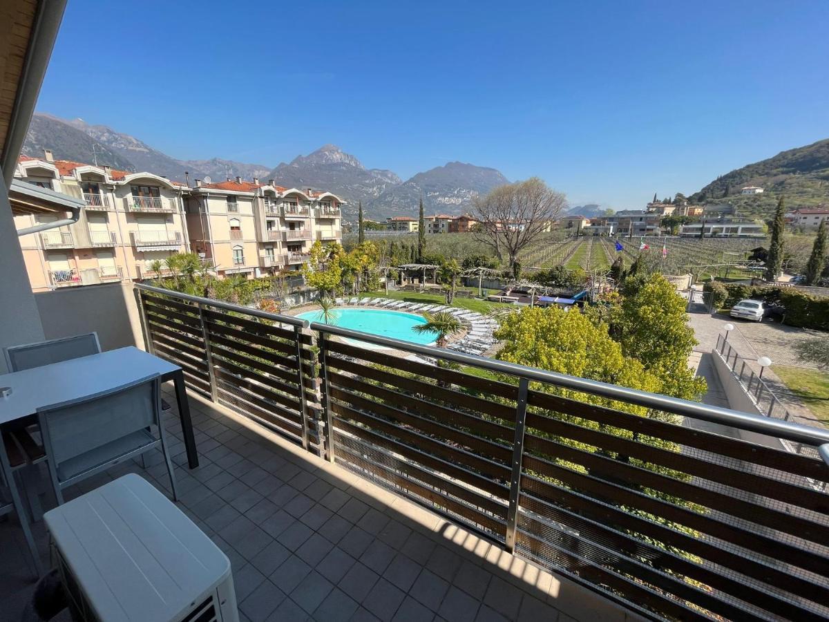 4 Limoni Apartment Resort Riva del Garda Exterior foto